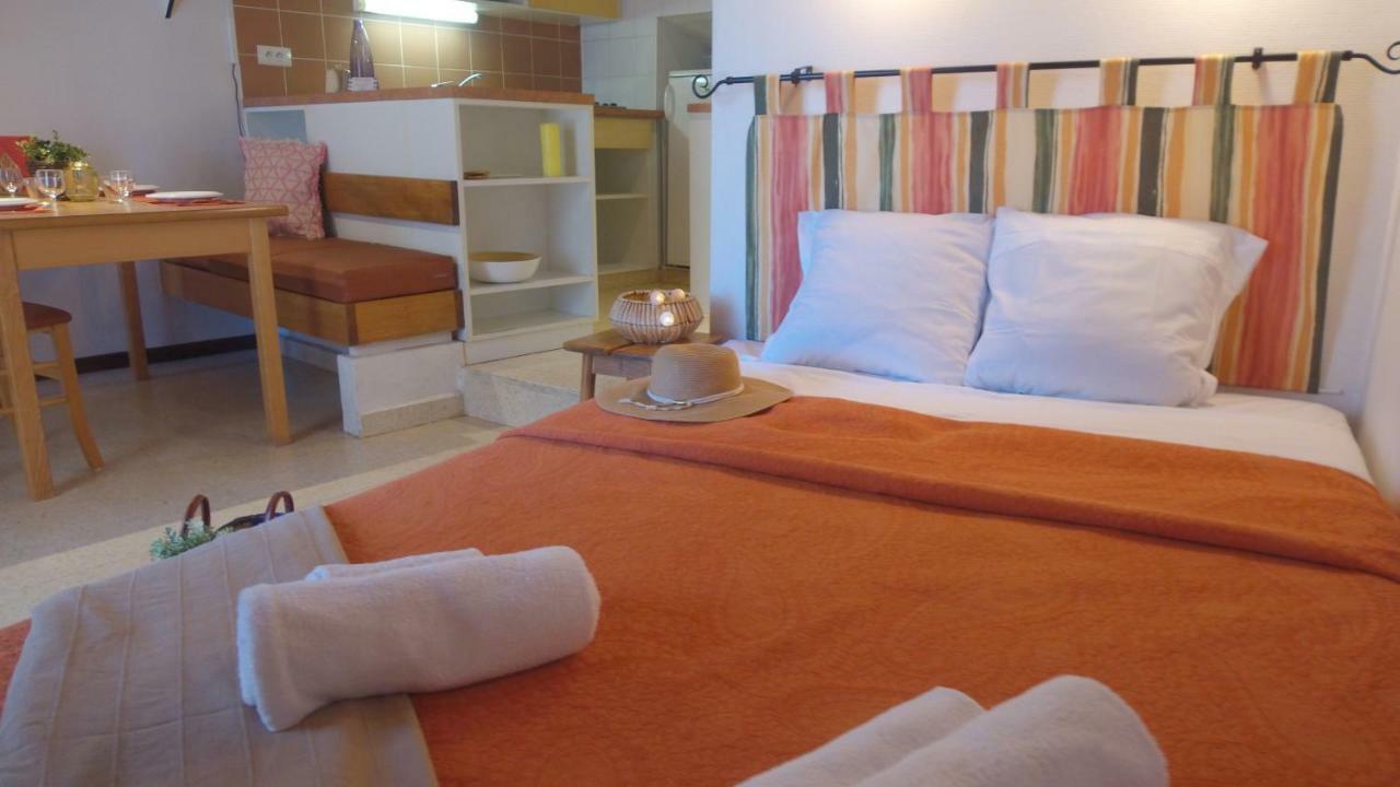 Vvf Luberon Provence Hotel Murs Kültér fotó